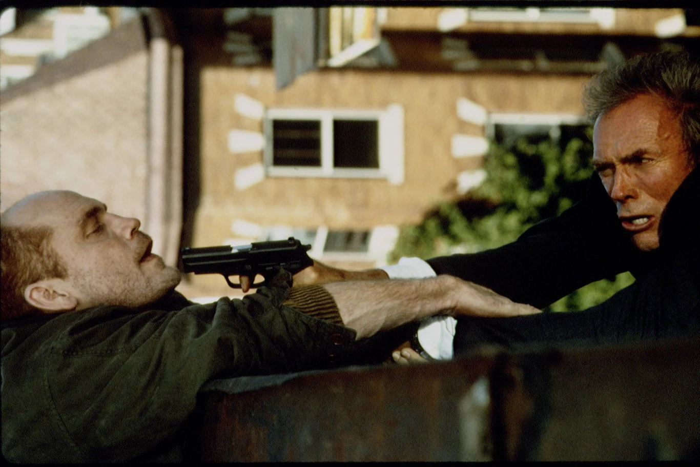 John Malkovich i Clint Eastwood w filmie "Na linii ognia" John Malkovich i Clint Eastwood w filmie "Na linii ognia"