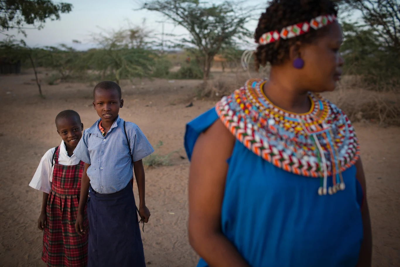 Dzieci w Umoji przed pójściem do szkoły Dzieci w Umoji przed pójściem do szkoły