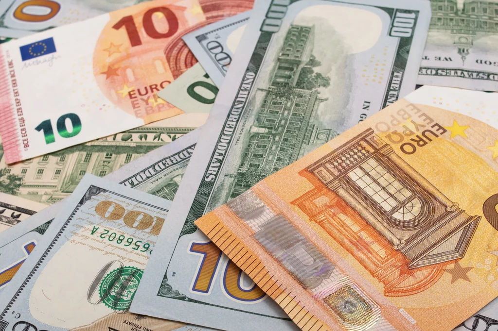 Ile kosztują euro i dolar w środę, 9 sierpnia? 