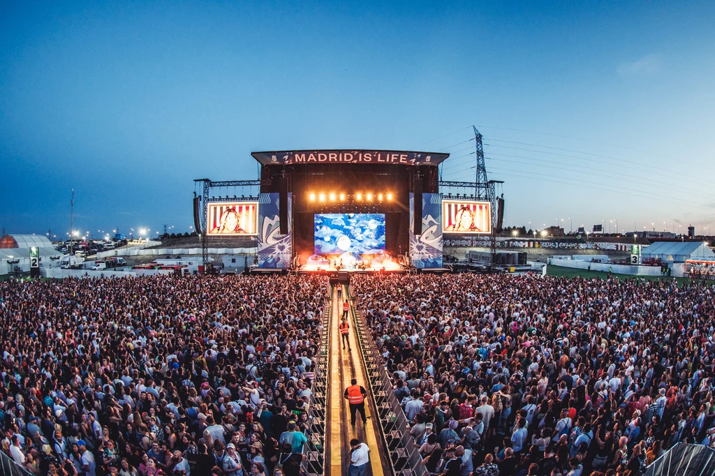 Tłumy na koncercie Lizzo pierwszego dnia Mad Cool Festival