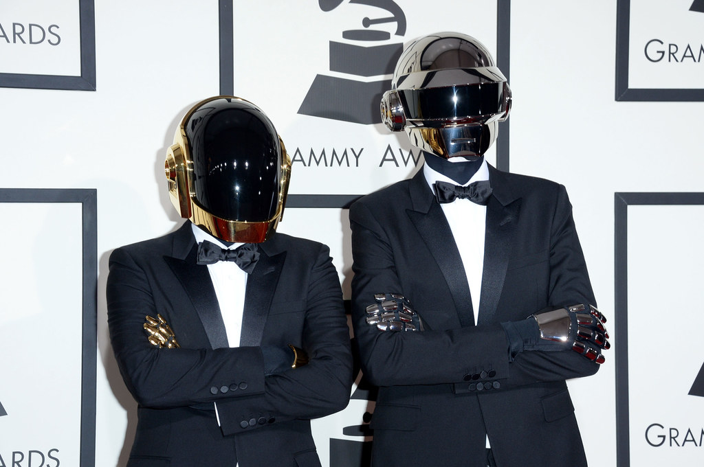 Daft Punk przez lata ukrywali swoje twarze. Aż w końcu skończyli karierę