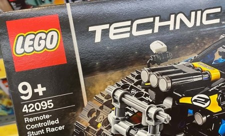 Zbuduj swoją własną wersję marsjańskiego łazika z LEGO Technic NASA Mars Rover Perseverance