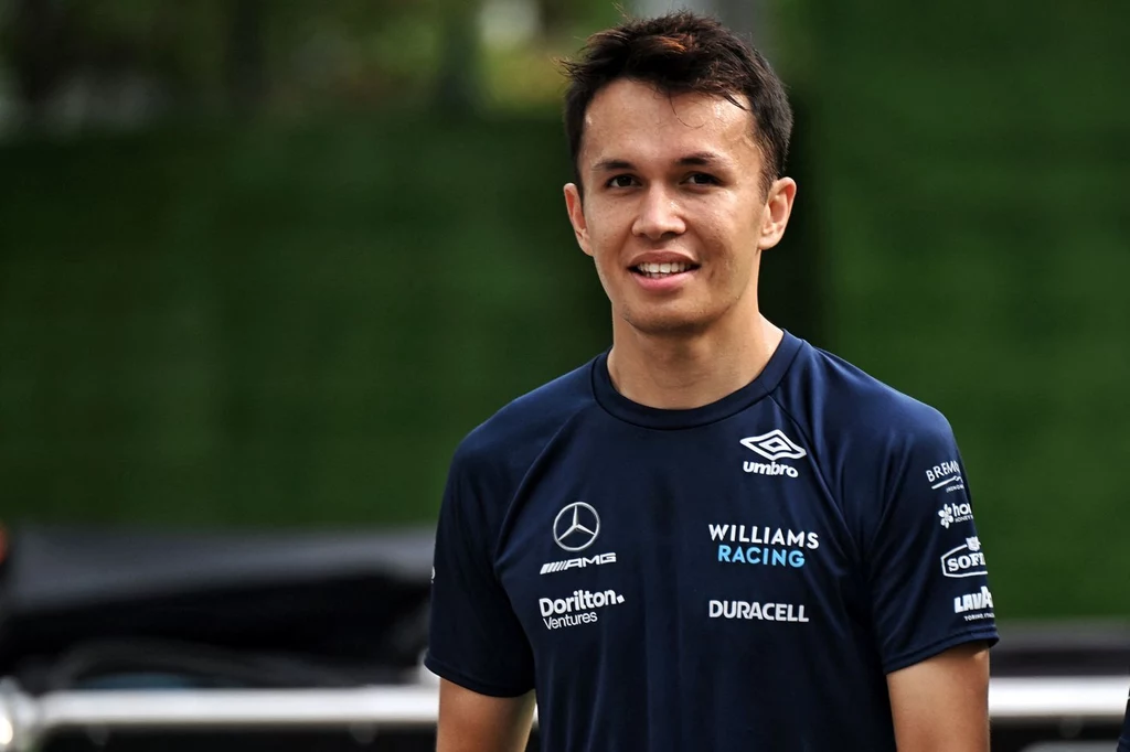 Alex Albon po piątkowych jazdach musi być z siebie zadowolony Alex Albon po piątkowych jazdach musi być z siebie zadowolony