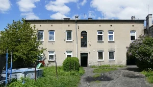 Kamienica, w której dochodziło do maltretowania ośmioletniego Kamila