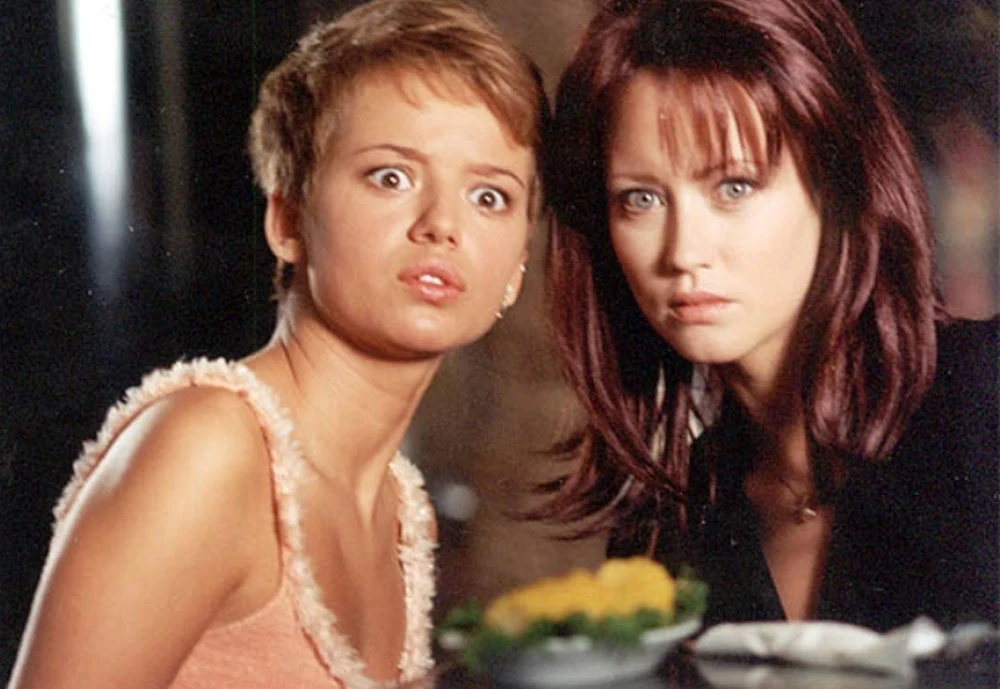 Anna Przybylska i Agnieszka Wagner w filmie "Ciemna strona Wenus"