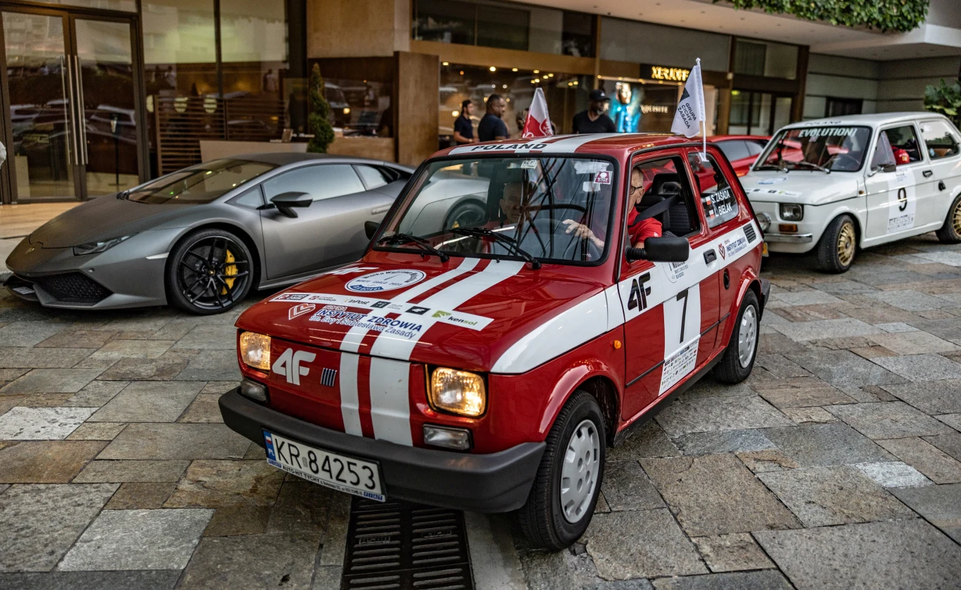 Kilkadziesiąt „maluszków” w Monte Carlo. Skąd się tam wzięły? Kilkadziesiąt „maluszków” w Monte Carlo. Skąd się tam wzięły?