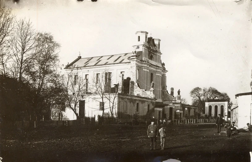 Kościół w Porycku na Wołyniu, gdzie 11 lipca 1943 r. doszło do zbrodni na Polakach Kościół w Porycku na Wołyniu, gdzie 11 lipca 1943 r. doszło do zbrodni na Polakach