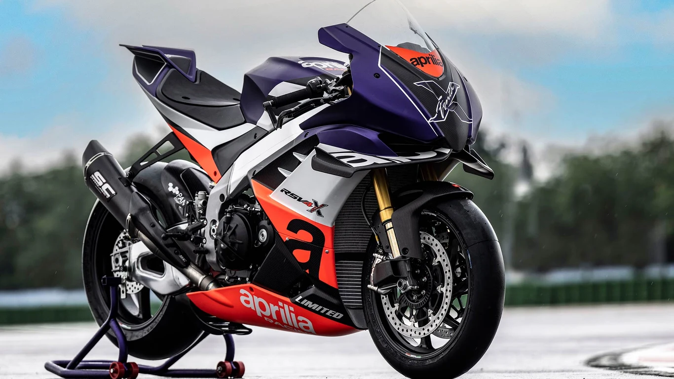 Aprilia RSV4 X-Trenta (X-30)