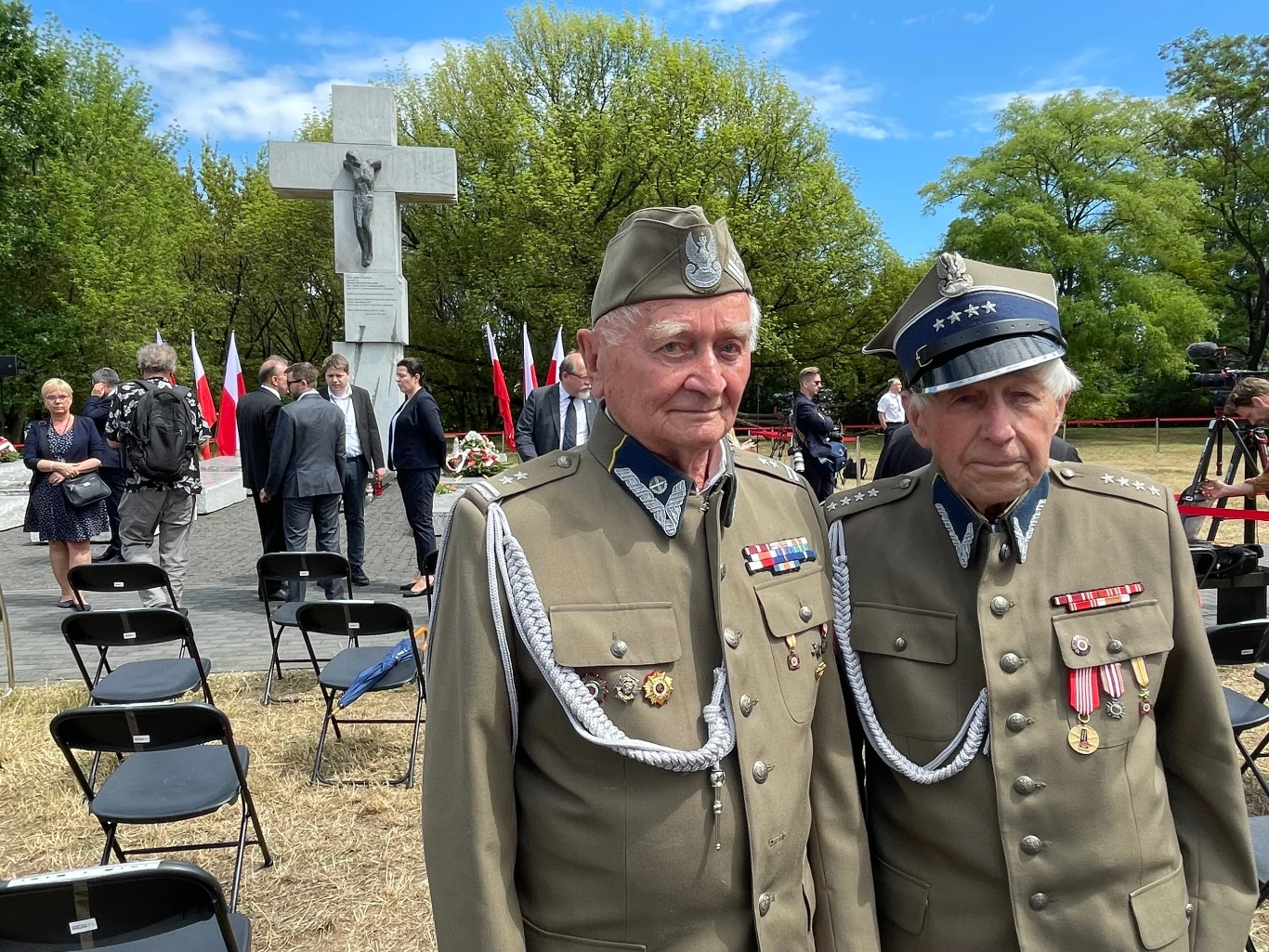 Podpułkownik Kluz i kapitan Chodyniecki