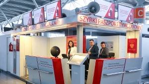 Punkt paszportowy na Lotnisku Chopina w Warszawie był pierwszym tego typu miejsce w Polsce. Teraz dołączą do niego kolejne trzy lotniska
