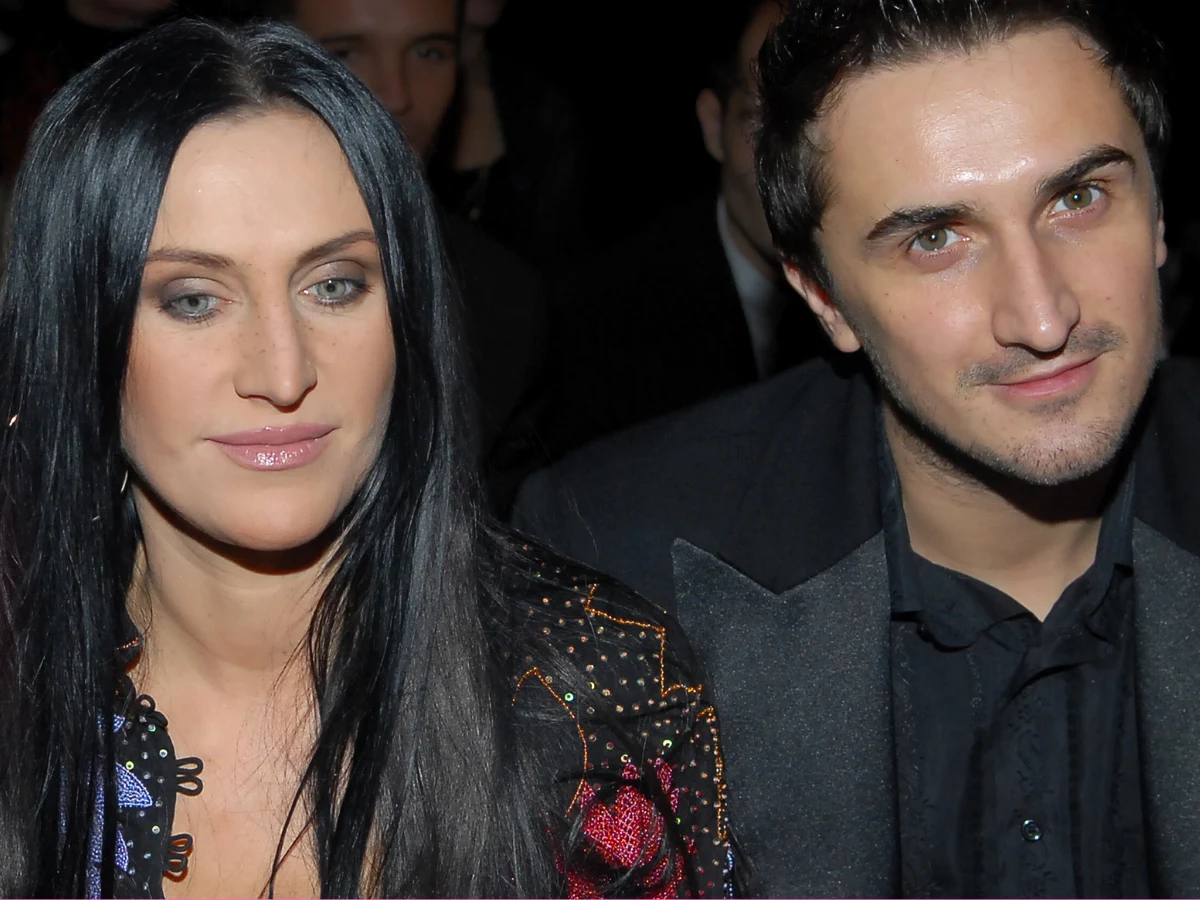 Sebastian Karpiel-Bułecka, Kayah