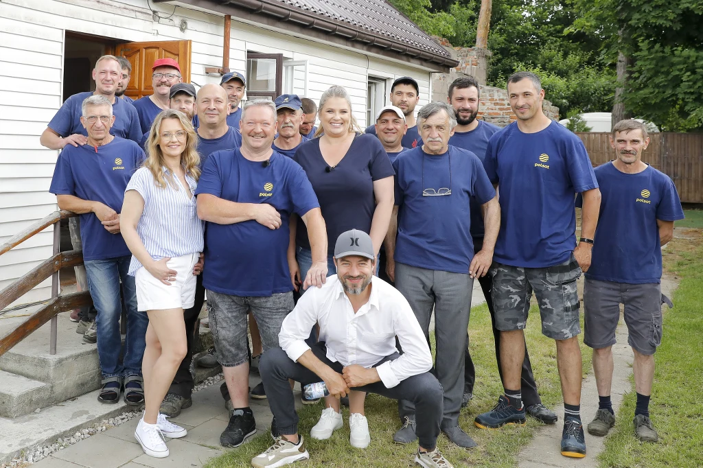 Elżbieta Romanowska i ekipa "Nasz nowy dom" Elżbieta Romanowska i ekipa "Nasz nowy dom"