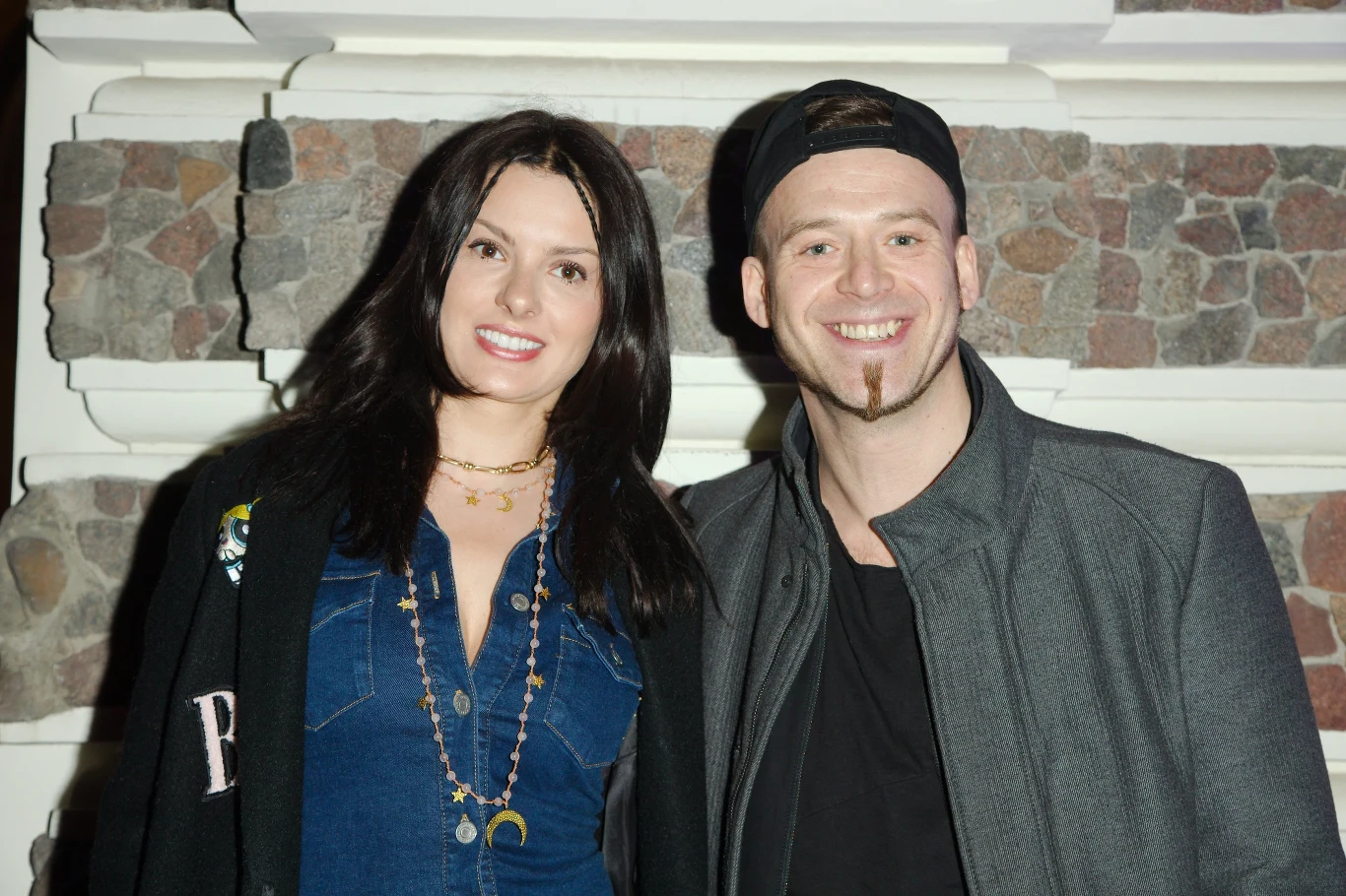 Tomson z partnerką w 2022 roku