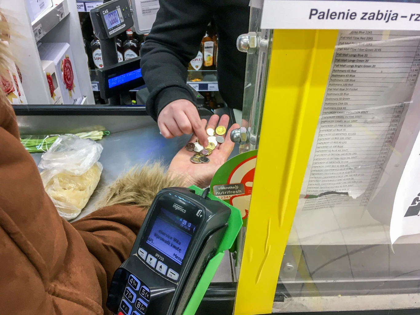 Kasjer pyta o kod pocztowy? Chodzi o badanie. Kasjer pyta o kod pocztowy? Chodzi o badanie.