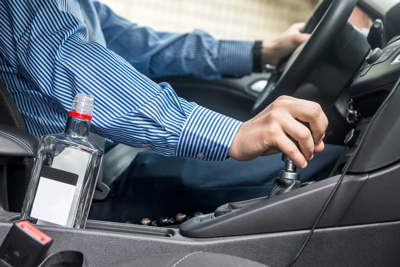 Zabrane prawo jazdy za alkohol. Powyżej 0,5 promila nawet na 15 lat. Zabrane prawo jazdy za alkohol. Powyżej 0,5 promila nawet na 15 lat.