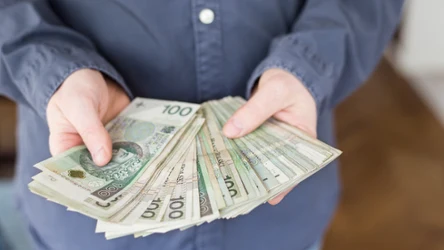 ​Nawet 3,5 tys. zł na ferie z dzieckiem. Sprawdź, czy przysługują ci te pieniądze