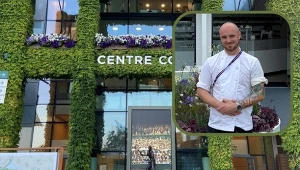 Widok na kort centralnym na Wimbledonie, a w mniejszym obrazku nas rozmówca, Filip