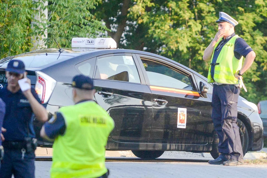 Siedleccy policjanci mocno się zdziwili, gdy okazało się, że kierowca od 23 lat nie ma prawa jazdy (zdj. ilustracyjne)