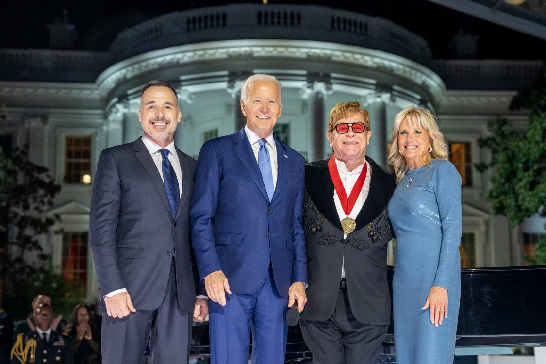 Spotkanie Eltona Johna z prezydentem USA Joe Bidenem Spotkanie Eltona Johna z prezydentem USA Joe Bidenem