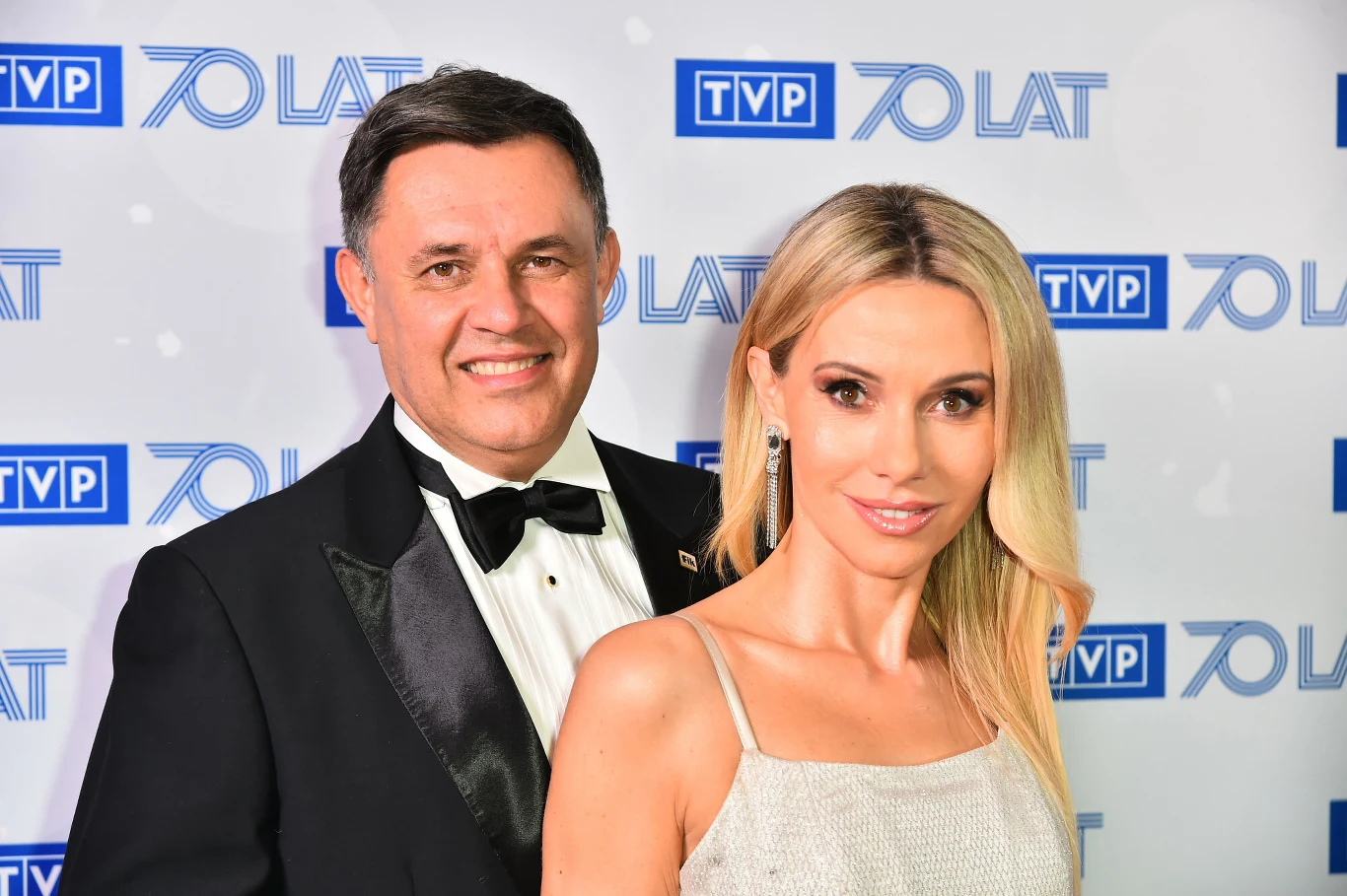 Jacek Łęski i Małgorzata Opczowska to para dziennikarzy, która poznała się w Telewizji Polskiej Jacek Łęski i Małgorzata Opczowska to para dziennikarzy, która poznała się w Telewizji Polskiej