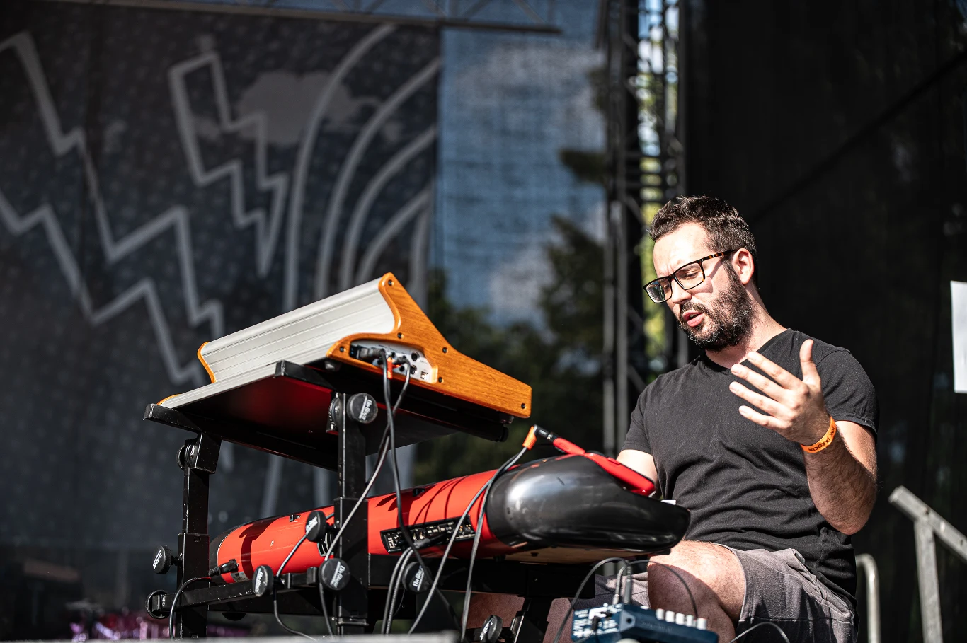 Zobacz zdjęcia z Jarocińskich Rytmów Młodych 2023 Hengelo Zobacz zdjęcia z Jarocińskich Rytmów Młodych 2023 Hengelo