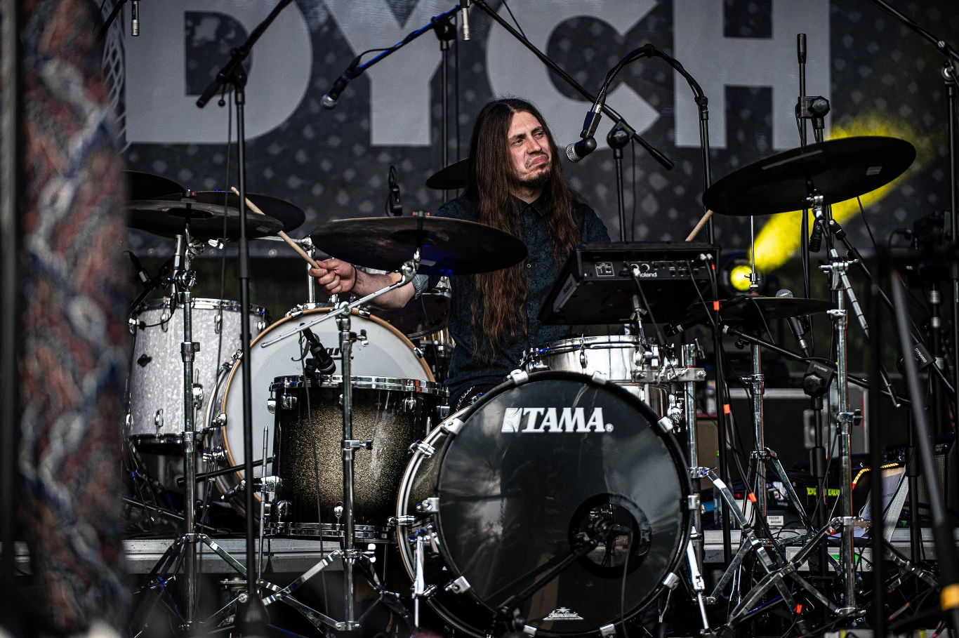 Zobacz zdjęcia z Jarocińskich Rytmów Młodych 2023 Francis Tuan Zobacz zdjęcia z Jarocińskich Rytmów Młodych 2023 Francis Tuan