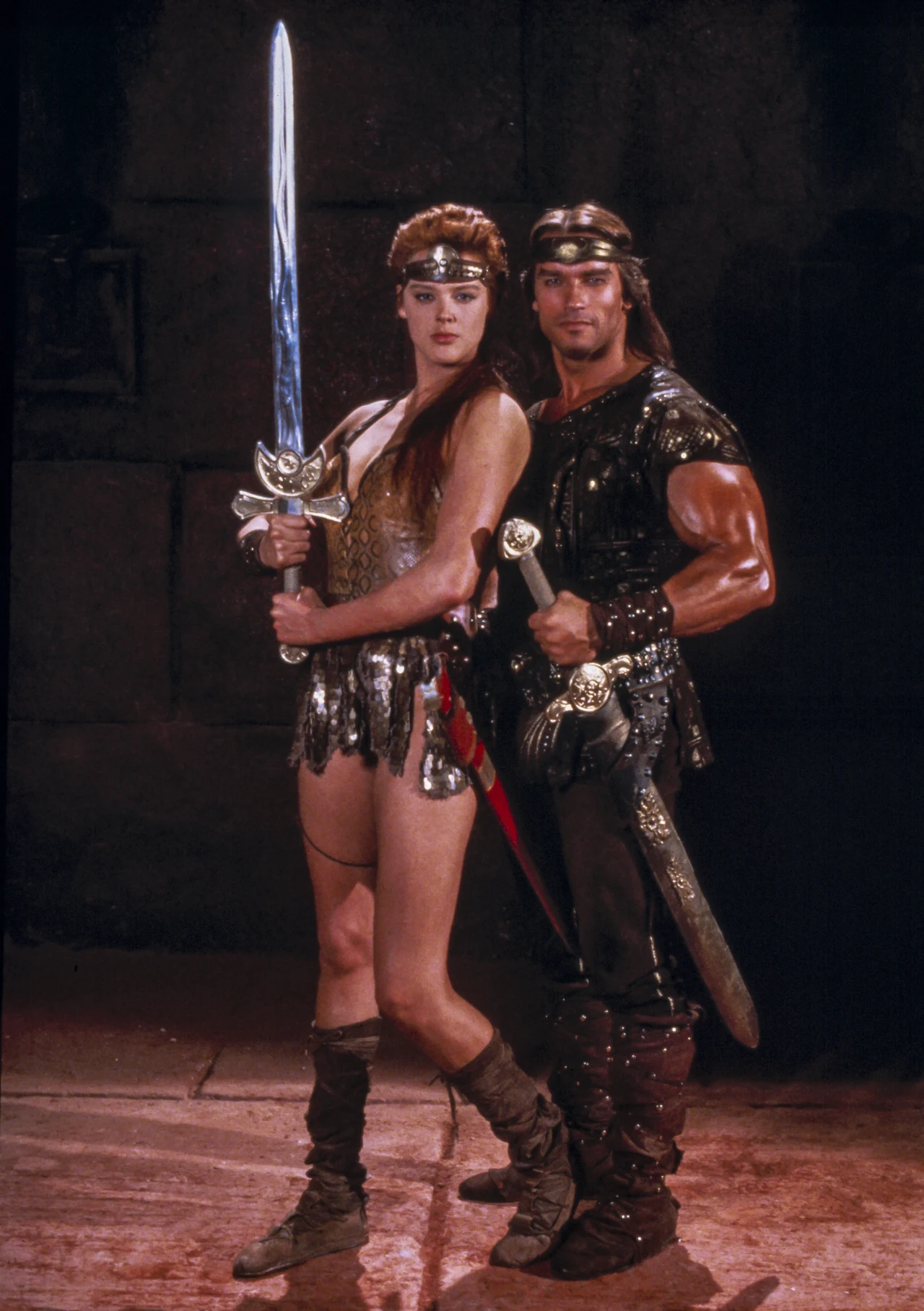 Brigitte Nielsen i Arnold Schwarzenegger w filmie "Czerwona Sonia"