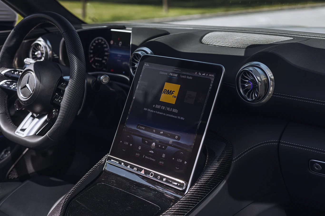 Mercedes-AMG SL 63 Mercedes-AMG SL 63