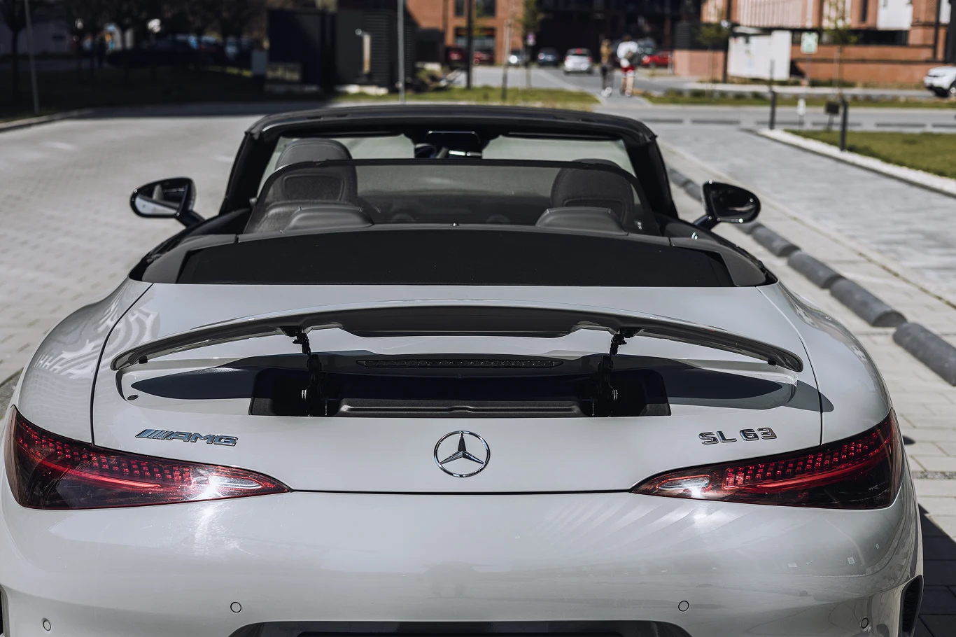 Mercedes-AMG SL 63 Mercedes-AMG SL 63