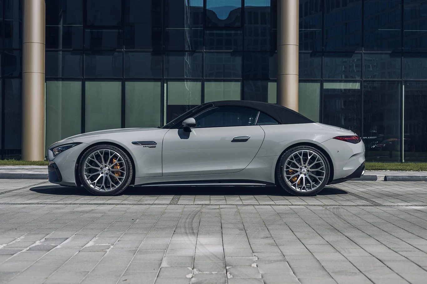 Mercedes-AMG SL 63 Mercedes-AMG SL 63