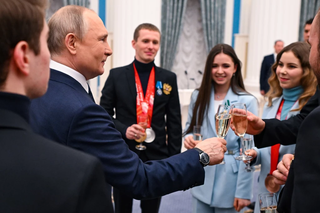 Rosyjscy sportowcy z wizytą na Kremlu, kwiecień 2022 Rosyjscy sportowcy z wizytą na Kremlu, kwiecień 2022