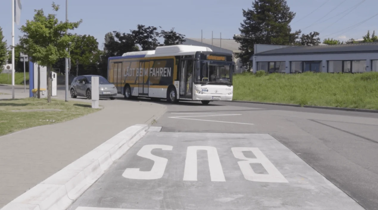 Indukcyjne drogi będą miały ogromny wpływ na elektryfikację sektora transportowego Indukcyjne drogi będą miały ogromny wpływ na elektryfikację sektora transportowego