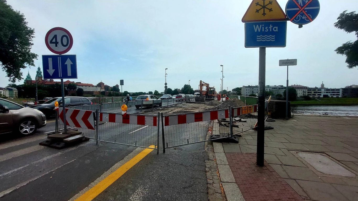 Most Dębnicki, gdzie doszło do zdarzenia, od kilku dni jest w remoncie