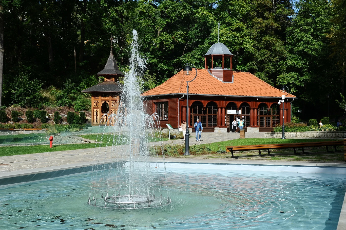 Krynica-Zdrój to jedno z najpiękniejszych polskich uzdrowisk Krynica-Zdrój to jedno z najpiękniejszych polskich uzdrowisk