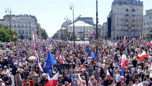 Marsz 4 czerwca zorganizowany przez Donalda Tuska w Warszawie