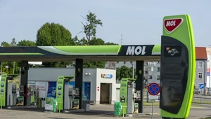 MOL wprowadził nową promocję dla polskich klientów. Rabaty sięgają 45 gr na litrze paliwa
