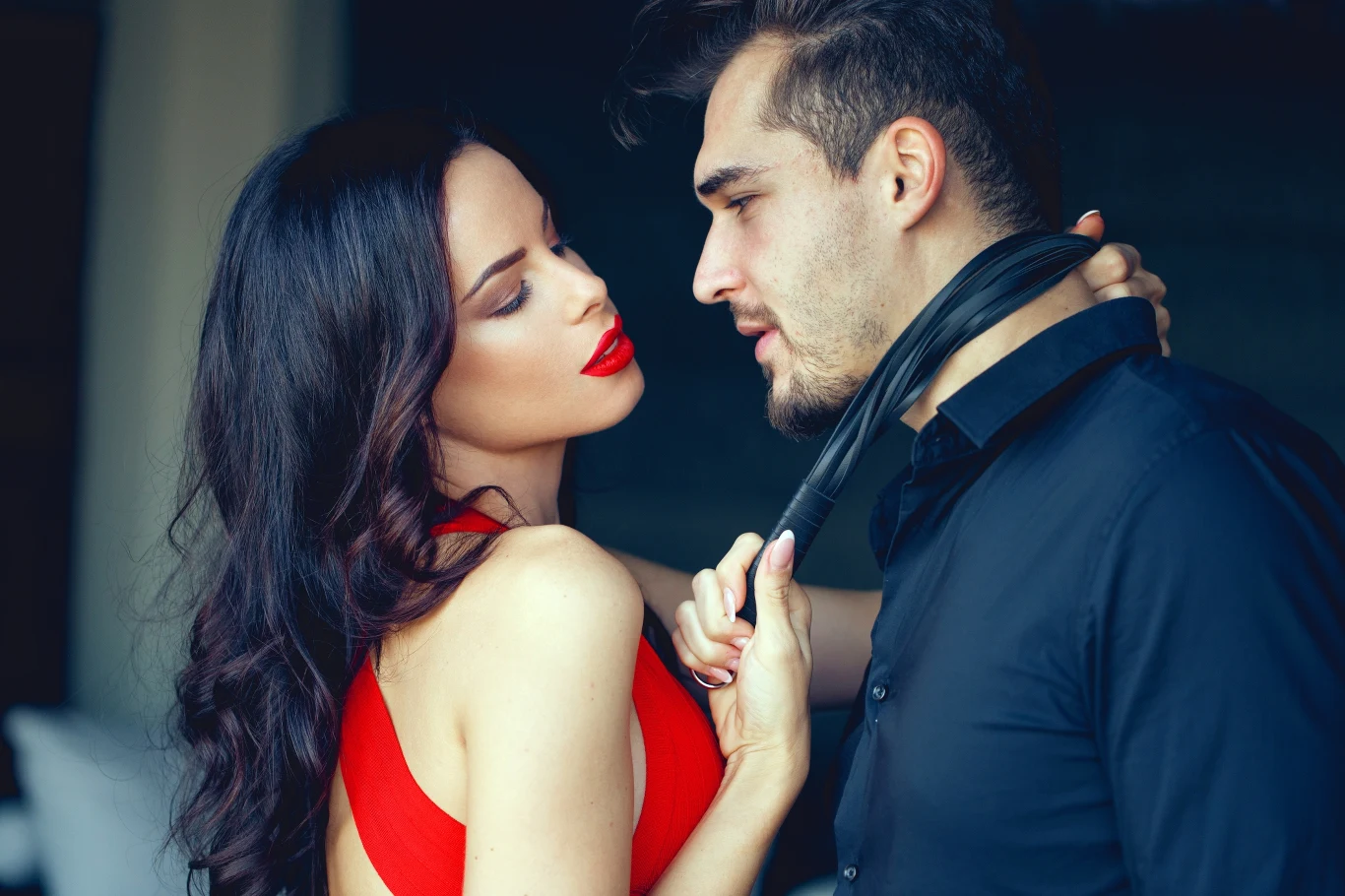 Zodiakalny Wodnik ma ogromny temperament. W łóżku z nim lecą iskry, zwłaszcza gdy jest szczerze zakochany Zodiakalny Wodnik ma ogromny temperament. W łóżku z nim lecą iskry, zwłaszcza gdy jest szczerze zakochany