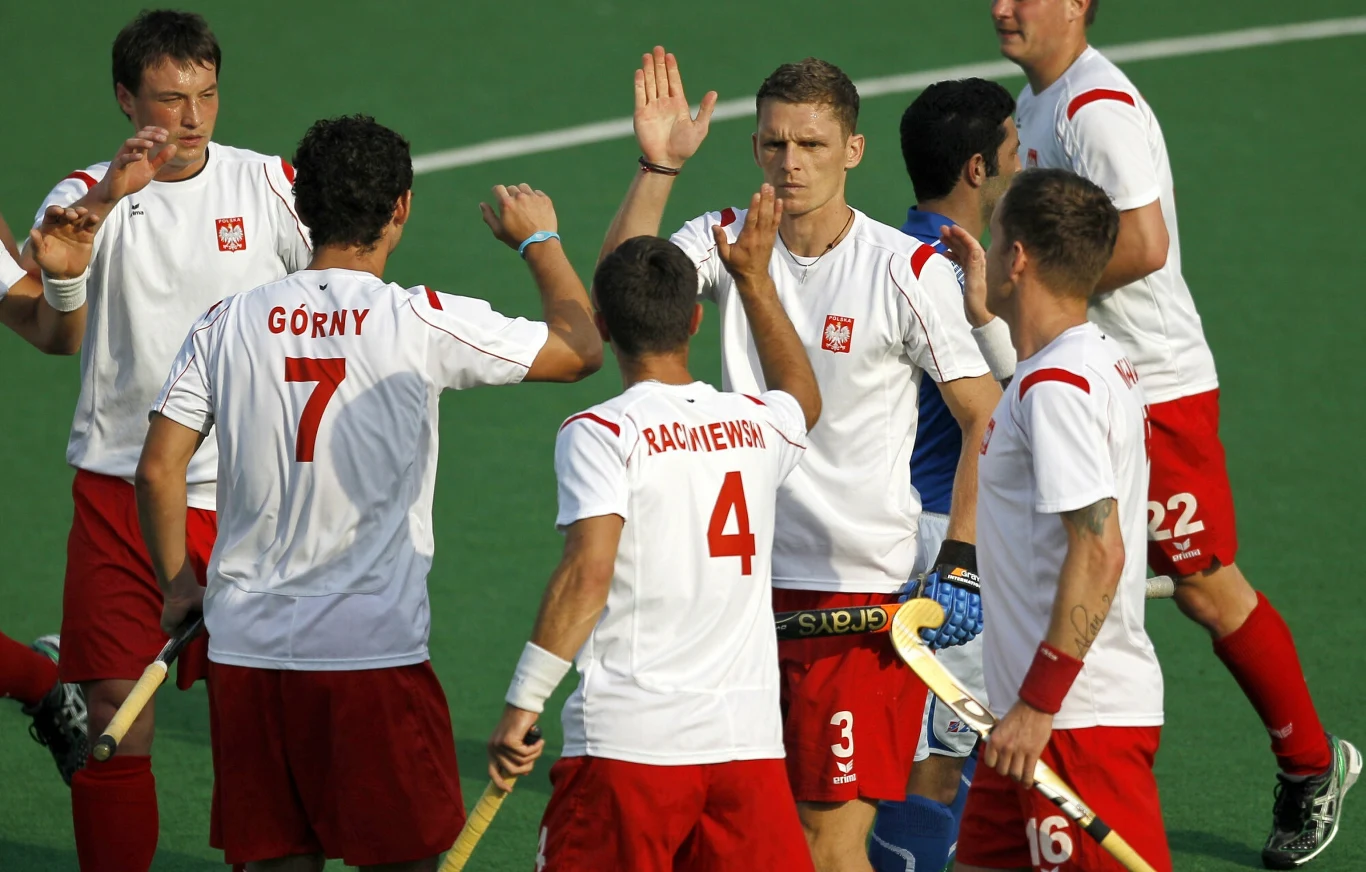 Polska reprezentacja w hokeju na trawie Polska reprezentacja w hokeju na trawie