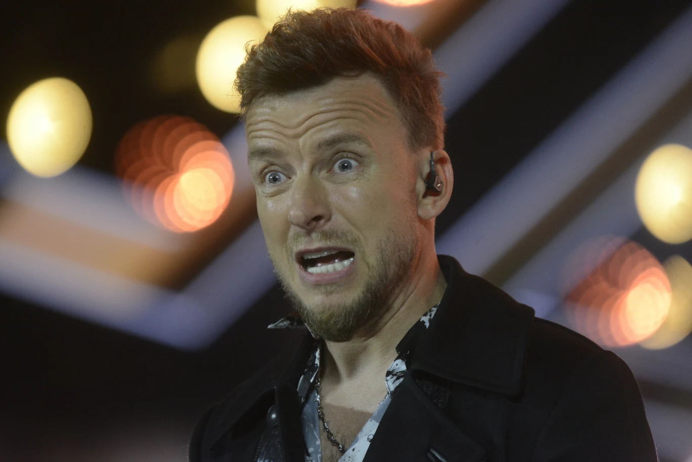Piotr Kupicha przed założeniem grupy Feel był gitarzystą w zespole Sami Piotr Kupicha przed założeniem grupy Feel był gitarzystą w zespole Sami