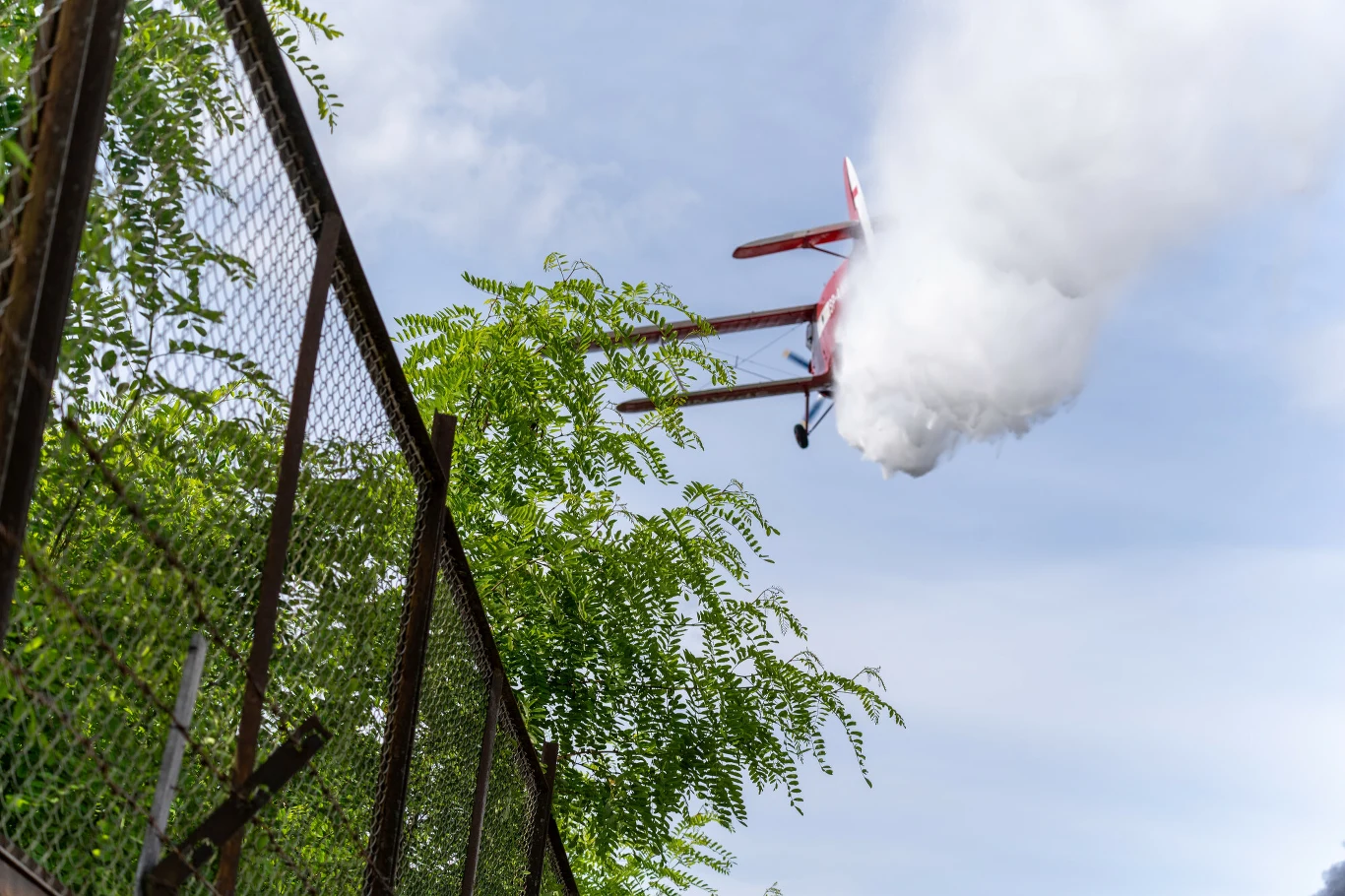 Samolot gaśniczy w akcji