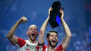 Symboliczny obrazek. Namaszczenie kapitana? Kurek zaciągnął Śliwkę