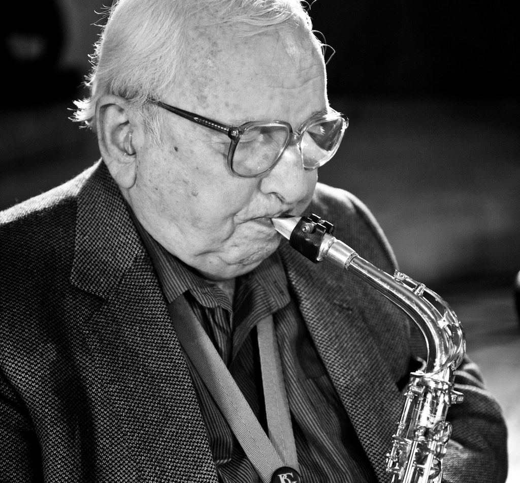 Jerzy "Duduś" Matuszkiewicz podczas projektu "A story of polish jazz" Jarosława Śmietany - 2009 r. 