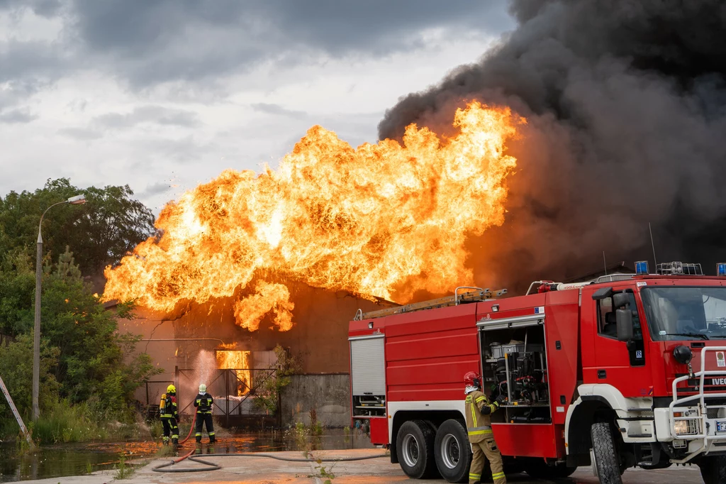 Pożar chemikaliów w Zielonej Górze Pożar chemikaliów w Zielonej Górze