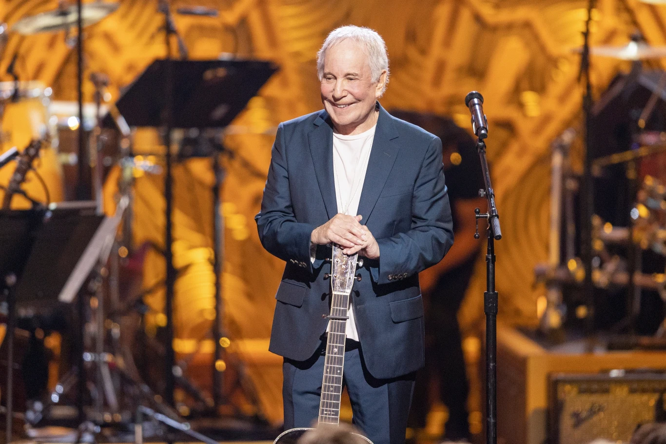 Paul Simon jest najbardziej znany z występów w duecie Simon & Garfunkel