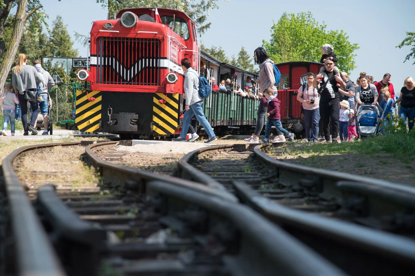 Żnińska Kolej Powiatowa na stacji w Wenecji Żnińska Kolej Powiatowa na stacji w Wenecji