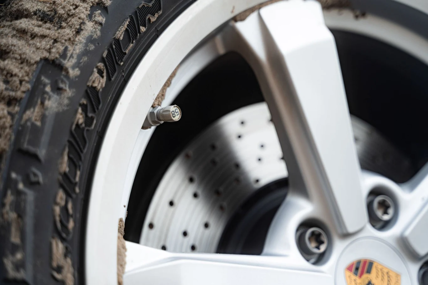 Porsche 911 Dakar RED58 Special