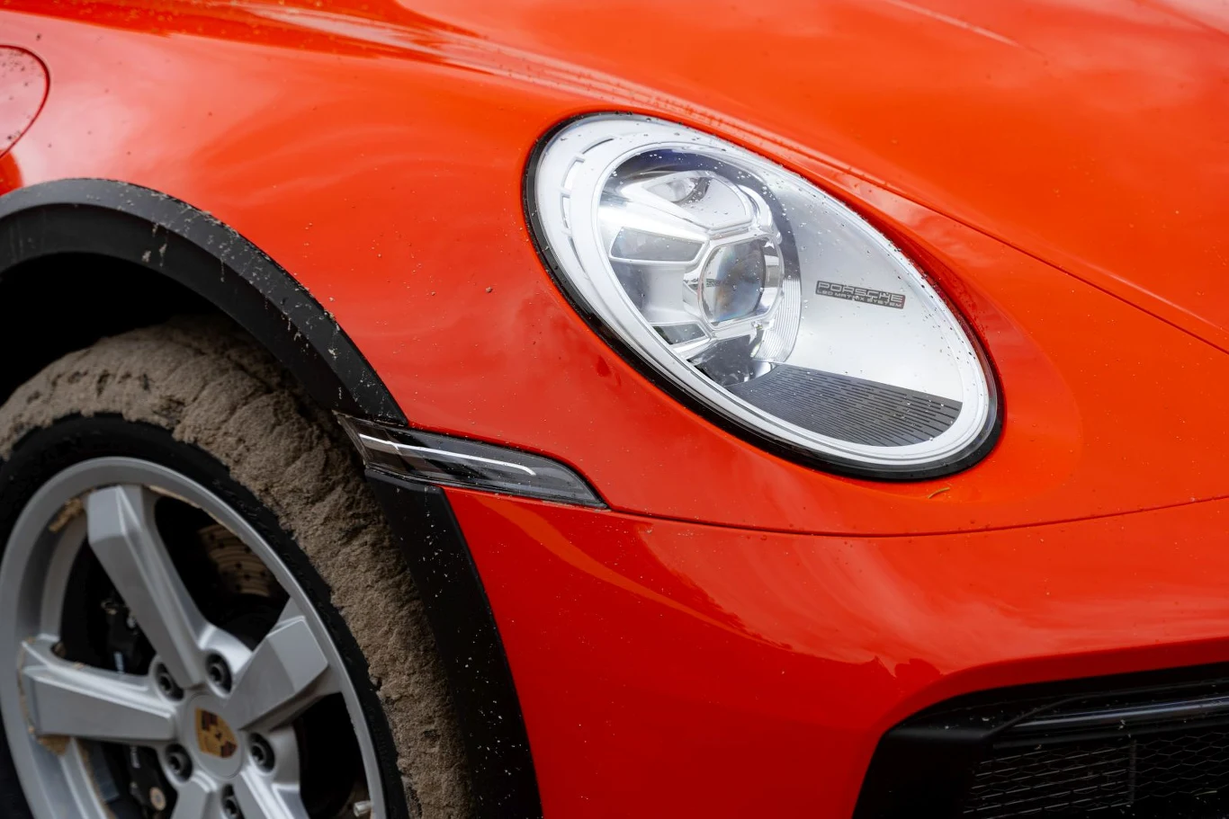 Porsche 911 Dakar RED58 Special