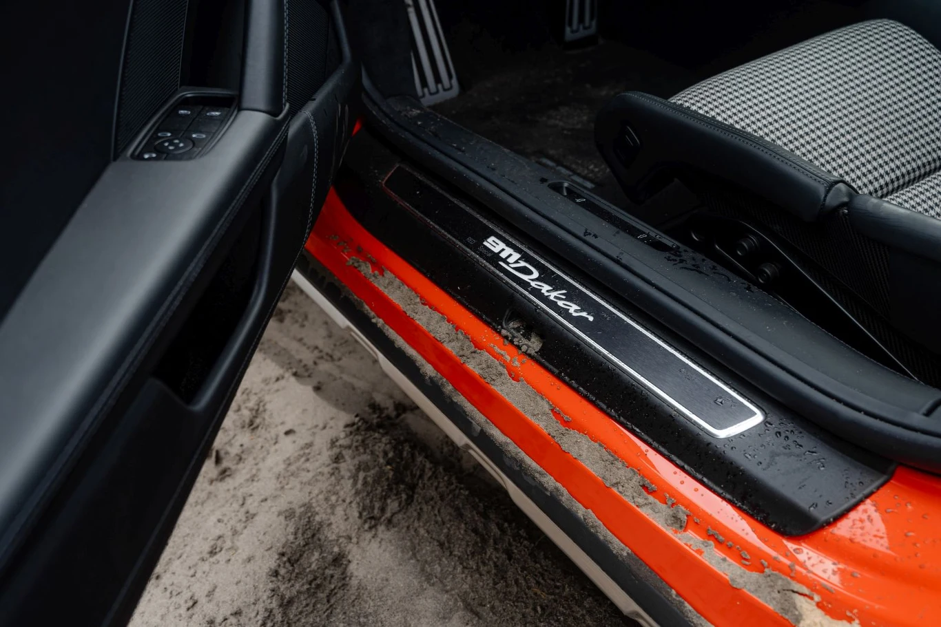 Porsche 911 Dakar RED58 Special