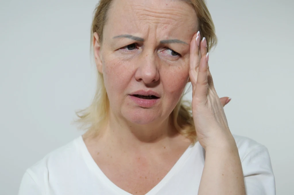 Jakie choroby wpływają na wygląd twarzy? Jakie zmiany powinny wzbudzić niepokój? Sprawdź Jakie choroby wpływają na wygląd twarzy? Jakie zmiany powinny wzbudzić niepokój? Sprawdź