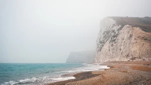 Kobieta spadła z klifu